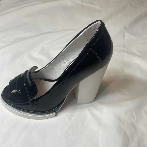 Jeffrey Campbell Ibiza Handmade Black And White Platform Patent Leather Heels - Picture 4 of 11